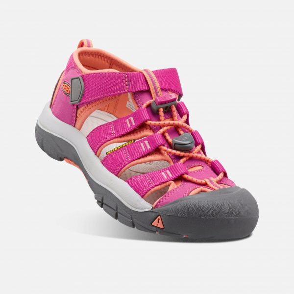keen-newport-h2-very-berry-fusion-coral